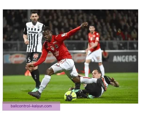 南特战术调整效果显著，近期表现稳健引发关注