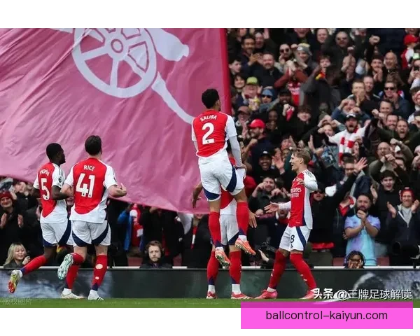 阿尔特塔战术适配阿森纳状态回暖，球队表现值得关注